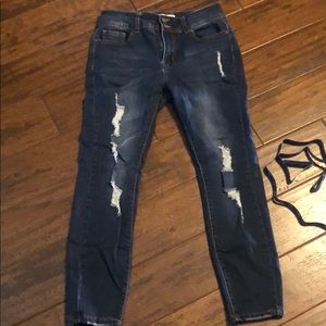 25 inch inseam, distressed, skinny jeans